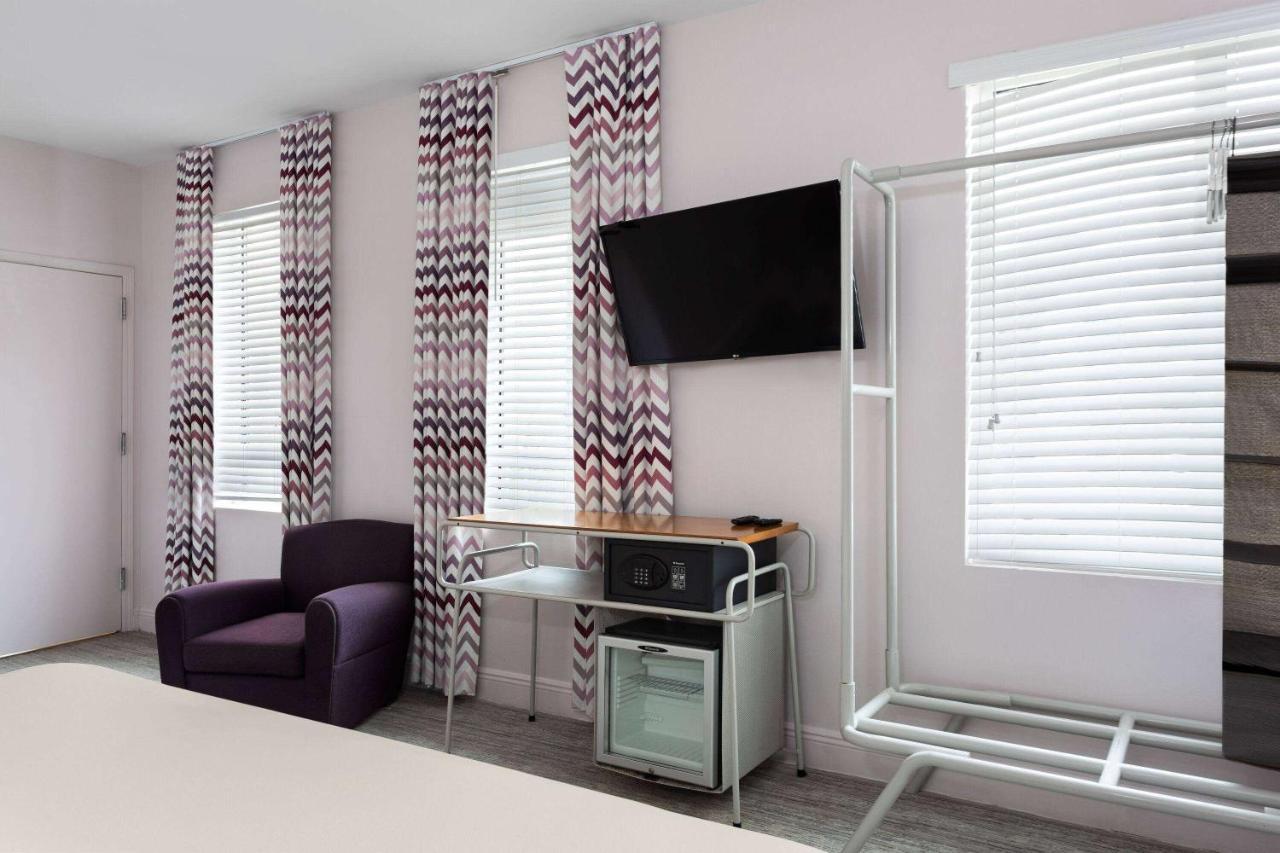 The Astor By Luxurban, Trademark Collection By Wyndham Маями Бийч Екстериор снимка